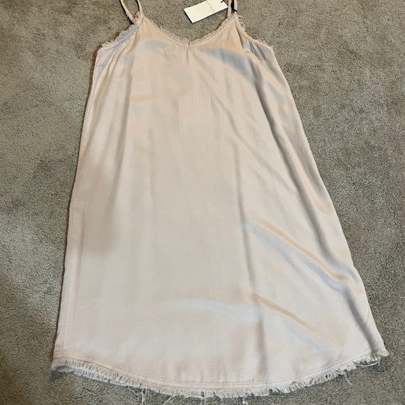 Thread and supply sundress - Picture 1 of 1